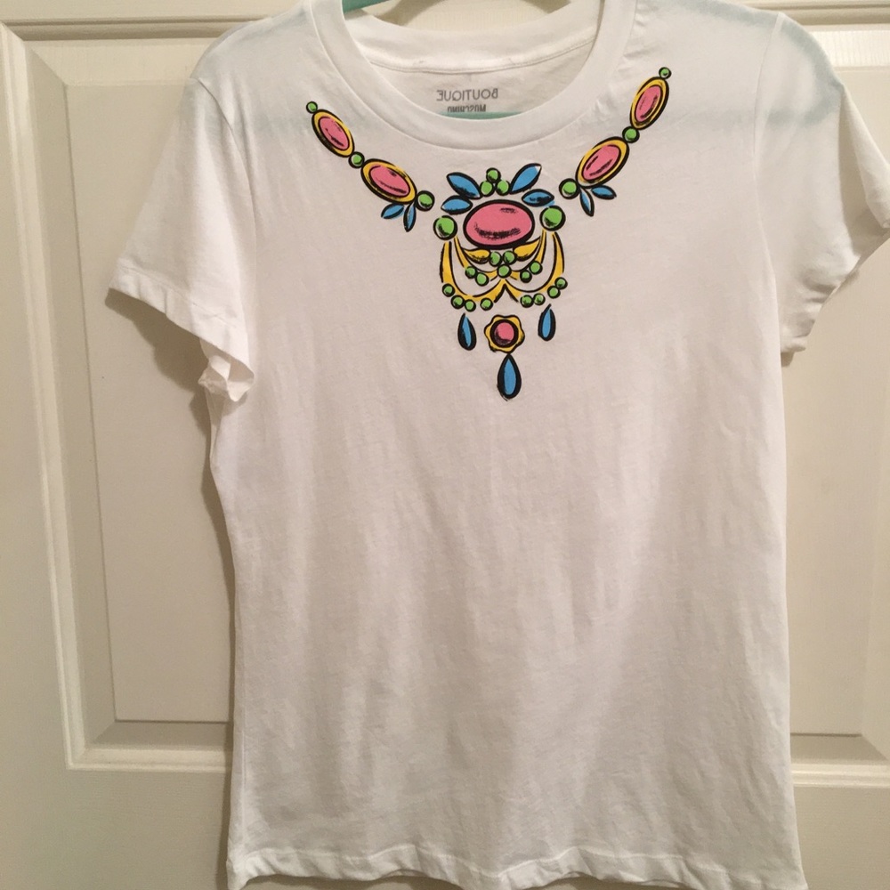 MOSCHINO BOUTIQUE LOVED VINTAGE AUTHENTIC SHORT SLEEVES WHITE JEWEL DESIGN TEE